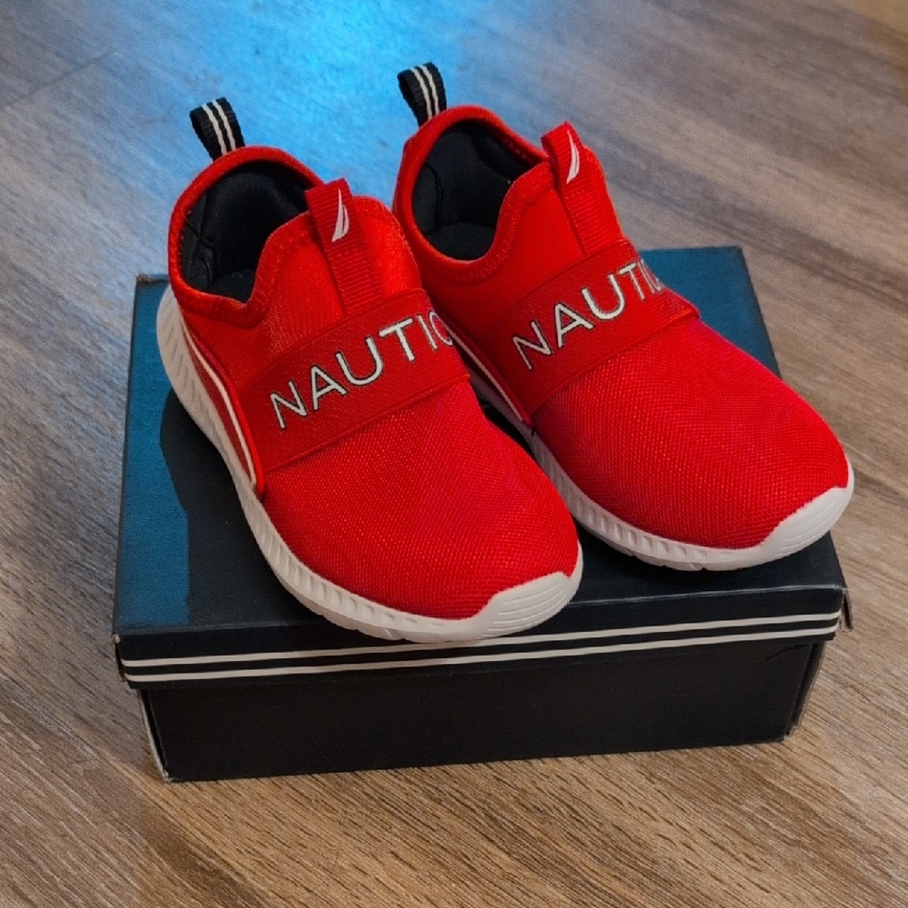 Nautica Kids Toddler Red Mesh Sneakers Size 12